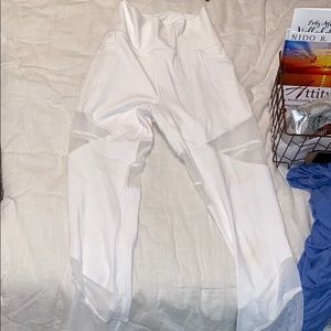 Size 6 lulu lemon leggings